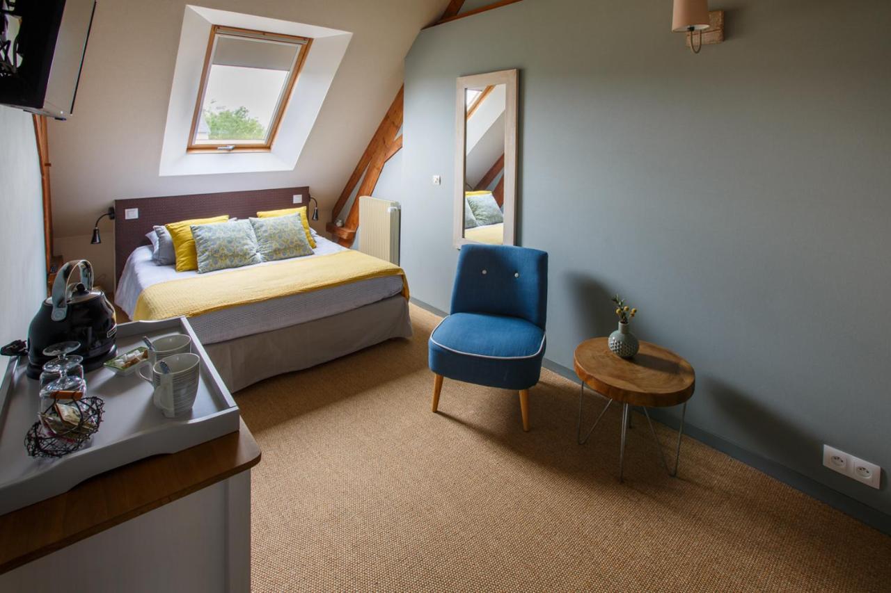 Le Clos Poulain Petits Gites De Charme Et Chambres D'Hotes Familiales Au Calme Proche Bayeux Et Des Plages Nonant Екстер'єр фото