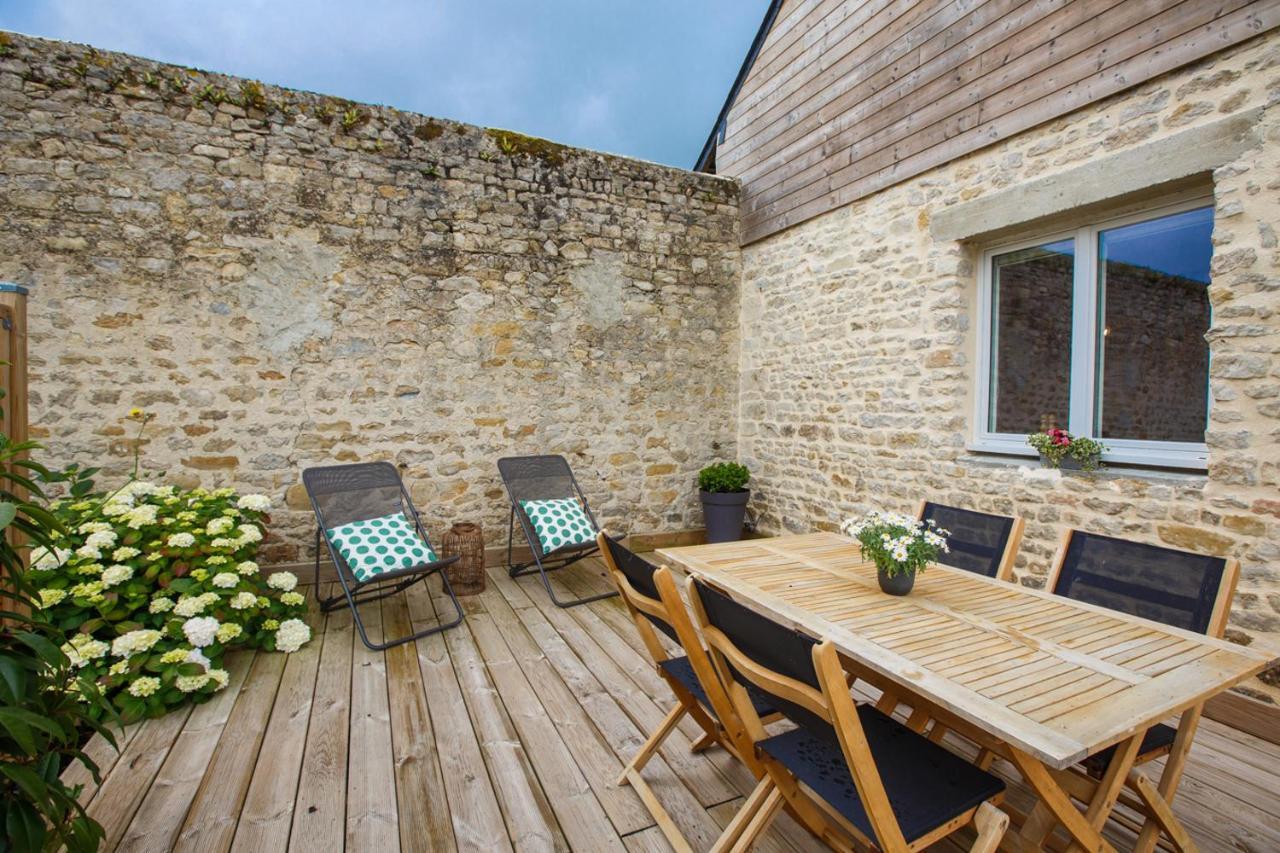 Le Clos Poulain Petits Gites De Charme Et Chambres D'Hotes Familiales Au Calme Proche Bayeux Et Des Plages Nonant Екстер'єр фото