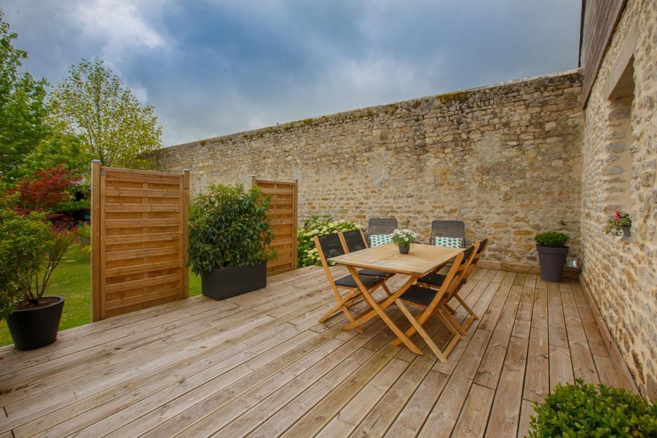 Le Clos Poulain Petits Gites De Charme Et Chambres D'Hotes Familiales Au Calme Proche Bayeux Et Des Plages Nonant Екстер'єр фото